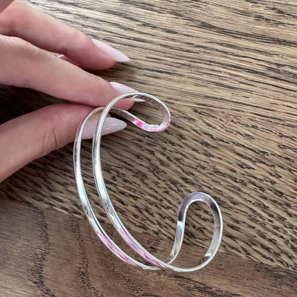 Silver Double Circle Line Bangle Bracelet For Woman Cuff bracelet - Picture 2 of 9